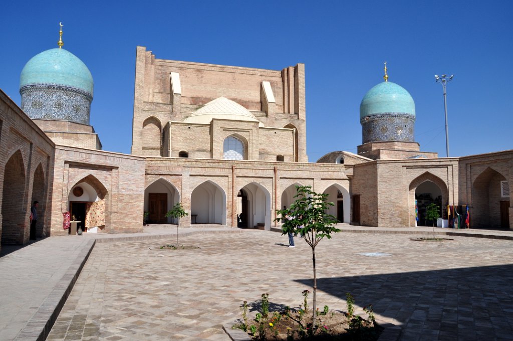 55 Taskent - madrasa Barakhon.JPG